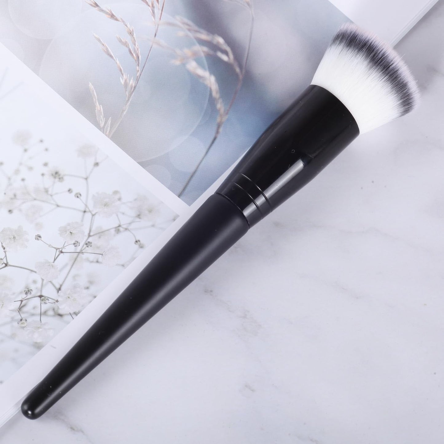 Makeup Brush Foundation Brush Kabuki Flat Top Face Brushes for Liquid Cream or Flawless Powder Buffing Stippling Concealer
